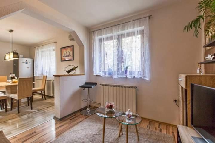 Apartman Sunny Lika Gospić Exterior foto